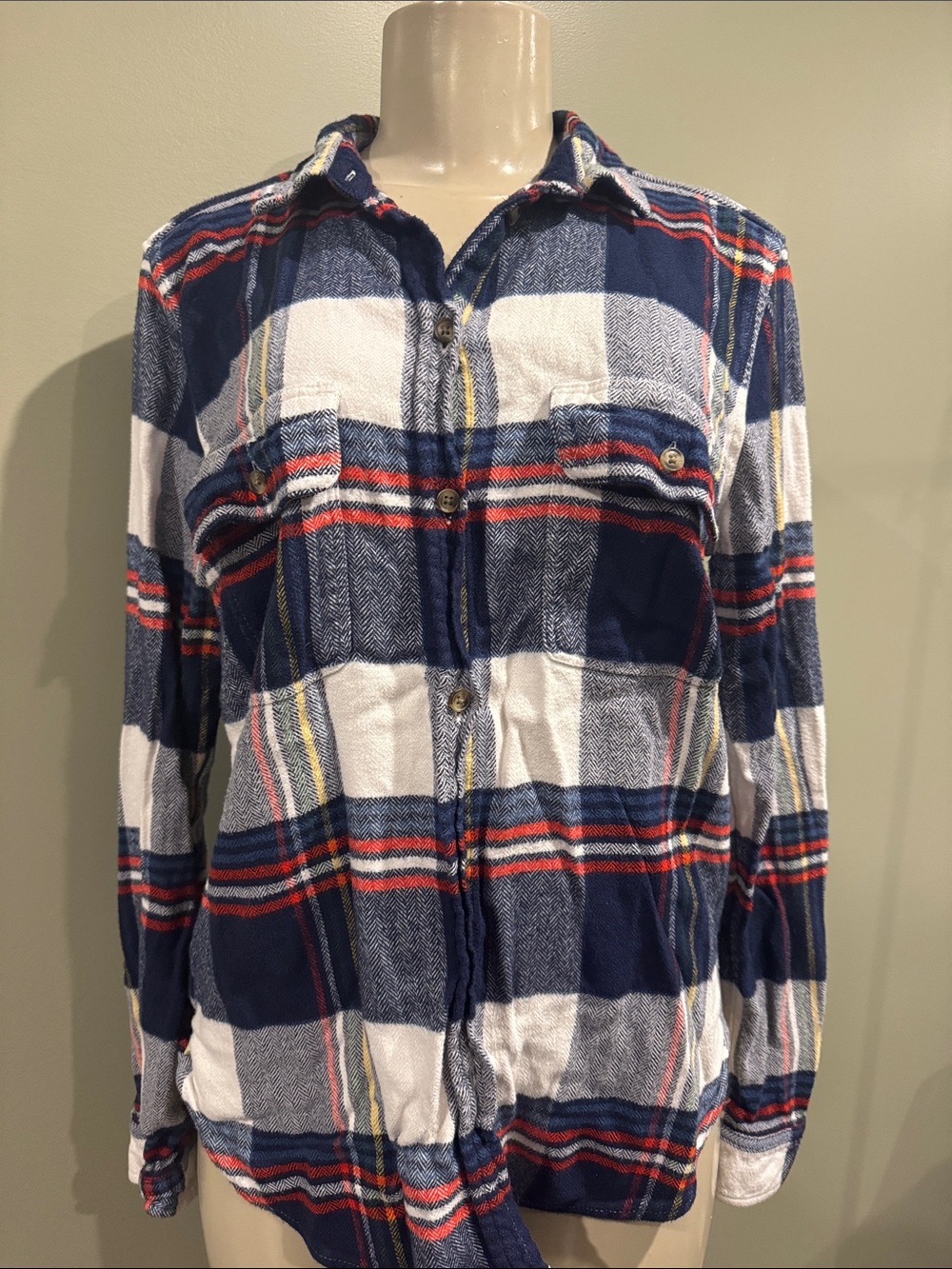 American Eagle Outfitters Navy White Plaid Button-Down Shirt large